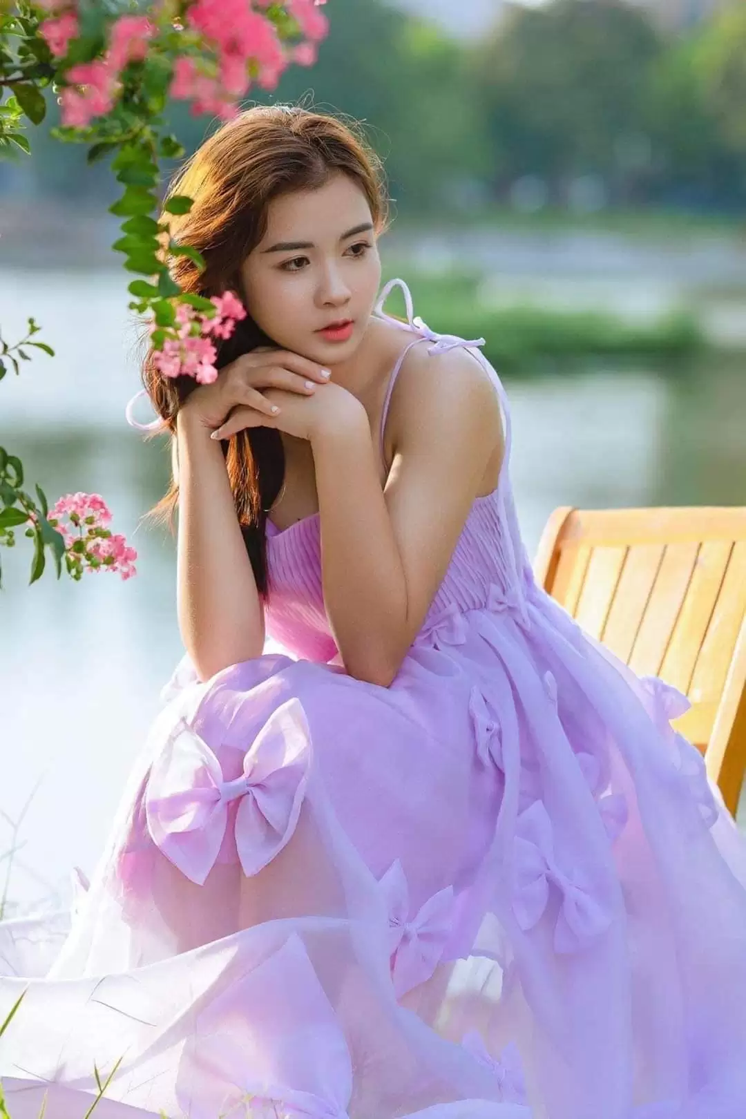 LẠC BƯỚC YÊU THƯƠNG