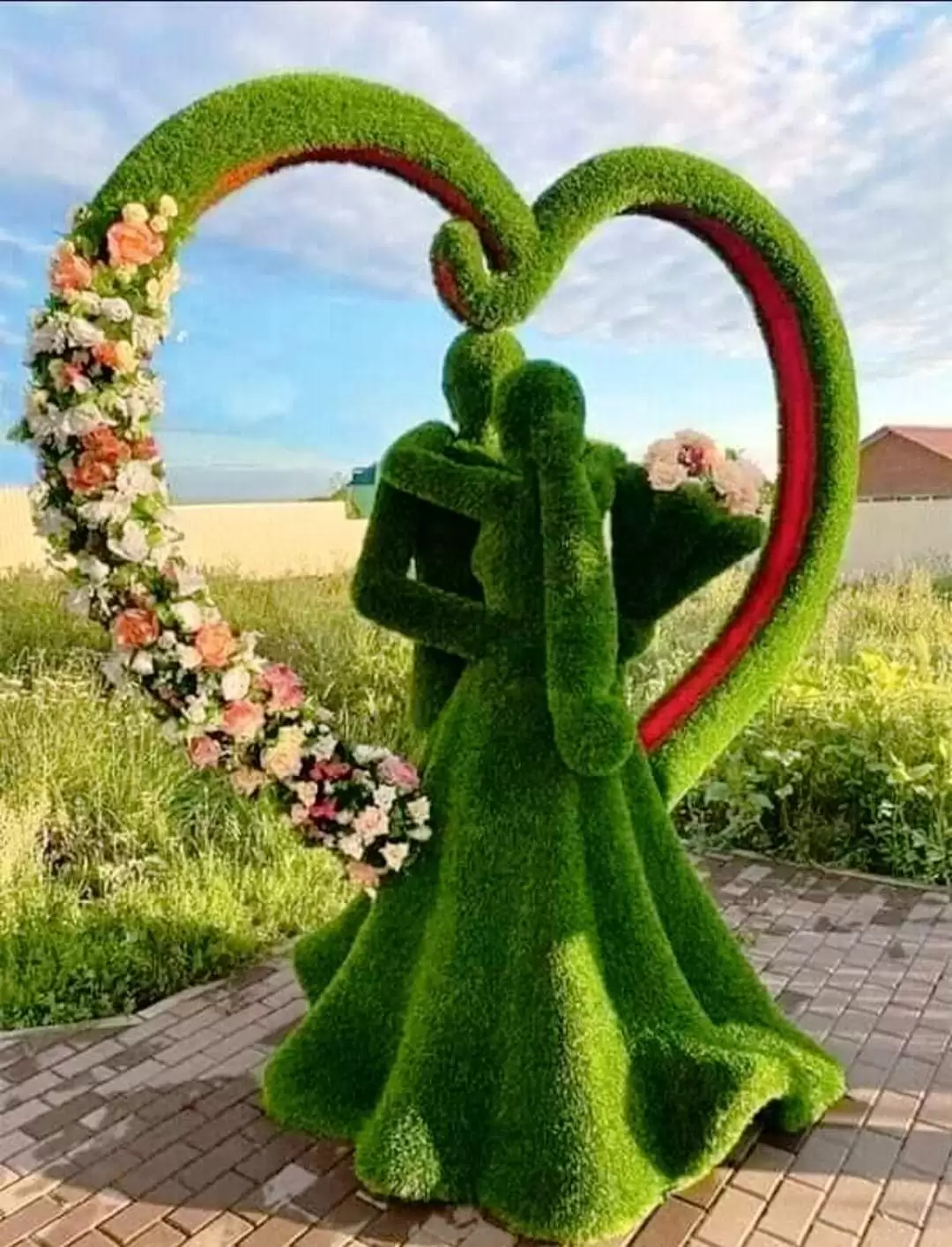 NGÀY LỄ KHÔNG ANH